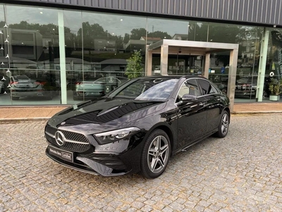 Mercedes Classe A A 250 e com 3 700 km por 44 990 € Carclasse | Braga (Mercedes-Benz & Smart) | Braga