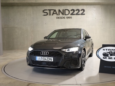 Audi A3 SB 30 TDI Advanced com 64 000 km por 28 750 € Stand 222 | Porto