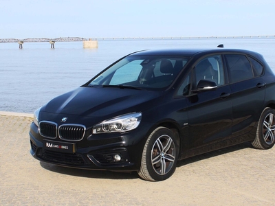 BMW Serie-2 216 d Line Sport com 109 000 km por 17 900 € RA4 Cars Lda | Lisboa
