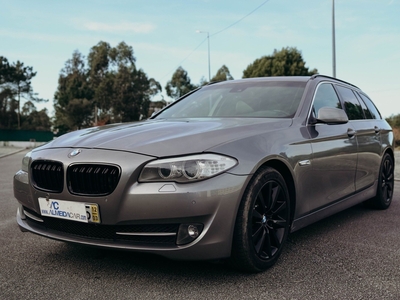 BMW Serie-5 525 d Auto com 219 500 km por 15 990 € AlmeidaCar | Porto