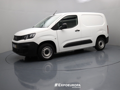 Peugeot Partner 1.5 BlueHDi Pre.St.Plus com 105 330 km por 14 990 € ExpoEuropa | Leiria