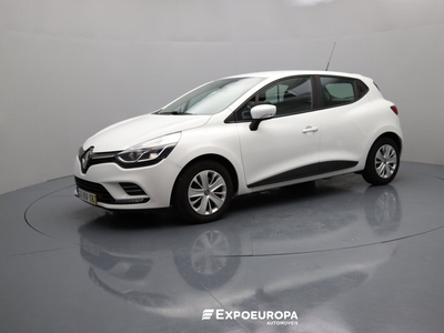 Renault Clio 1.5 dCi Zen com 114 712 km por 13 490 € ExpoEuropa | Leiria