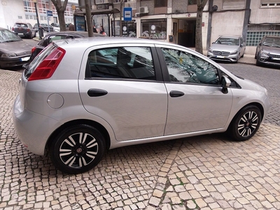 Fiat Doblò Doblo Combi 1.3 Multijet por 8 900 € Alcântara Garage | Lisboa