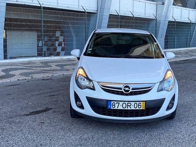 Opel Corsa 1.2i 16V Go!