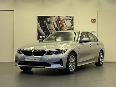 BMW Série 3 330e Auto - 2019