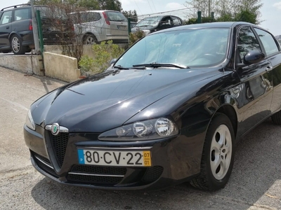 Alfa Romeo 147 1.9 JTD Bussiness com 219 000 km por 6 490 € FT CAR ÁGUEDA | Aveiro