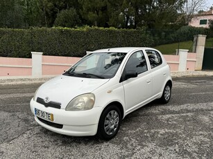 TOYOTA YARIS 1.0 VVT-i GASOLINA APENAS 81.000 KMS NACIONAL 2002 Cascais E Estoril •