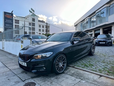 BMW Serie-2 220 d Pack M Auto com 218 985 km por 24 900 € Look Car Automóveis | Porto