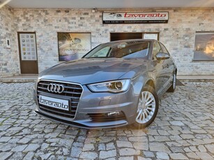 Audi A3 1.6 TDi Attraction Ultra com 116 000 km por 18 900 € Tavorauto | Aveiro