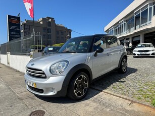 Mini Mini Countryman Mini Cooper D com 204 460 km por 14 900 € Look Car Automóveis | Porto