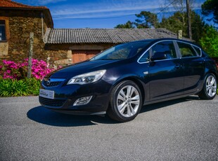Opel Astra 1.7 CDTi com 199 000 km por 9 400 € Raifama Automóveis | Braga
