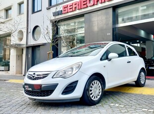 Opel Corsa D Corsa 1.3 CDTi Enjoy ecoFLEX com 275 000 km por 3 950 € Serie Original Matosinhos | Porto