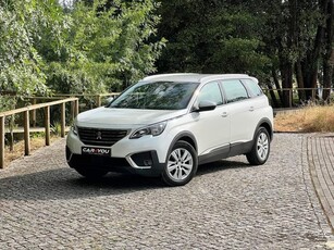 Peugeot 5008 1.2 PureTech Allure EAT8 com 136 350 km por 20 990 € Car4you - Pombal | Leiria