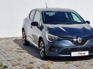 Renault Clio 1.0 TCe Evolution com 25 639 km por 17 490 € Carvalhos e M. Moura Lda - Agente Renault | Porto