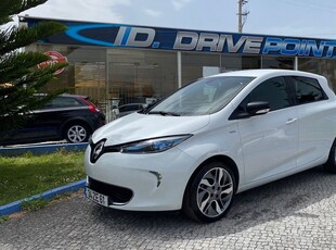 Renault ZOE Limited 40 Flex com 36 287 km por 14 900 € Drive Point | Porto