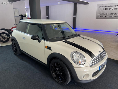 MINI Cooper Cooper one D