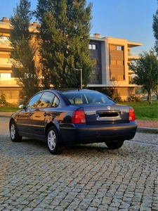 VW - Passat 1.9 TDi 110 cv