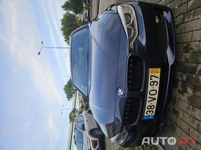 BMW 318 318d touring exclusive