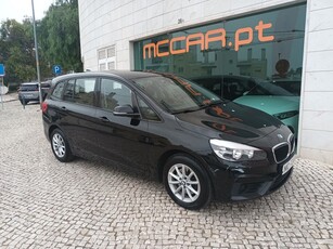 BMW Serie-2 218 d 7L Advantage Auto com 185 900 km por 16 990 € MC Car | Lisboa