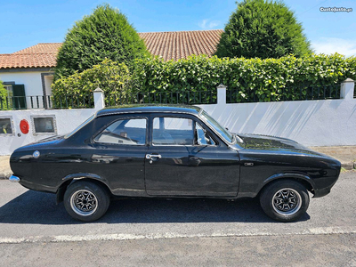 Ford Escort DeLuxe