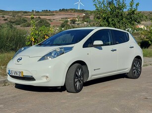 Nissan Leaf Tekna - Elétrico Excelente Estado - Full extras Lisboa •