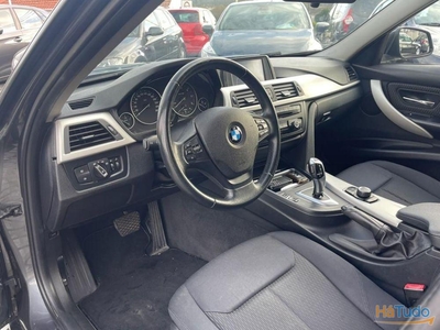 BMW 318 D Touring Auto