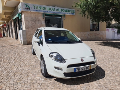 Fiat Punto 1.2 Lounge S&S com 107 871 km por 8 600 € Tenreiro Automóveis | Setúbal