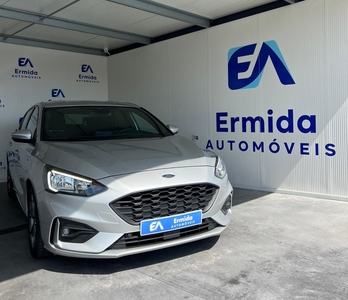 Ford Focus St.1.5 EcoBoost Vignale Aut. por 20 200 € Ermida Automoveis | Porto