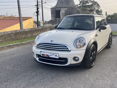 Mini Mini Cooper D por 10 990 € MNR Car | Lisboa