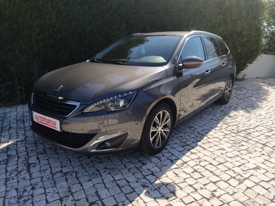 Peugeot 308 1.6 BlueHDi Allure por 13 990 € Stand | Braga