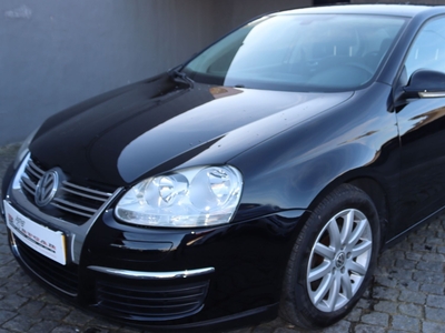 Volkswagen Jetta 1.9 TDi Confortline por 7 250 € Sportcar Comercio de Automóveis | Braga