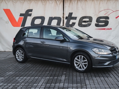 Volkswagen Golf 1.6 TDi Trendline por 16 880 € V Fontes Car | Braga