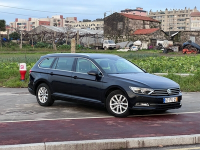 Volkswagen Passat 1.6 TDi Confortline por 12 000 € Rimamundo | Porto