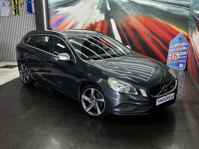 Volvo V60 1.6 D2 R-Design por 15 999 € Stand Tinocar | Aveiro