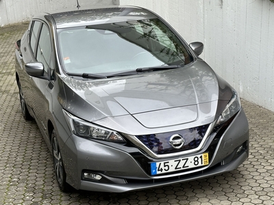 Nissan Leaf N-Connecta por 14 900 € Maxauto Carcavelos | Lisboa