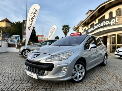 Peugeot 308 1.6 HDi Executive com 180 000 km por 8 250 € DanAuto | Braga