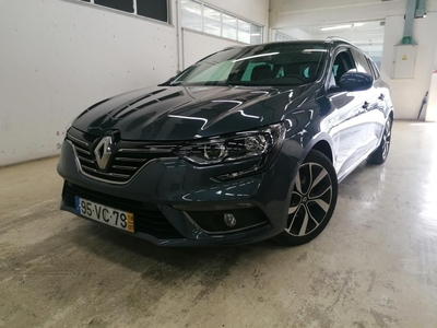 Renault Mégane 1.2 TCe Intens com 107 618 km por 16 400 € Ayvens Carnaxide | Lisboa