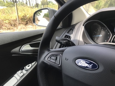 FORD Focus CX AUTO Ecoboost Cool&Connect