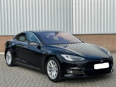Tesla modelo s75