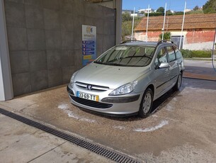 Peugeot 307 1.4 gasolina Lourinhã E Atalaia •