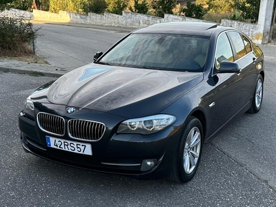 BMW Serie-5 520 d com 265 000 km por 15 500 € L&A CAR Comércio Automóvel | Santarém