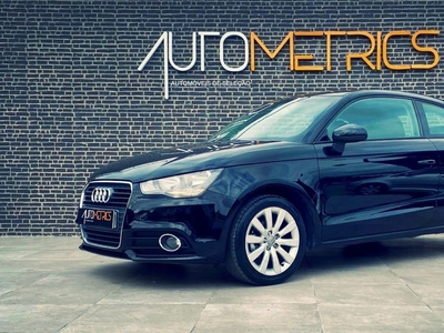 Audi A1 1.6 TDi Advance S-Tronic com 130 000 km por 14 350 € Auto Metrics | Lisboa