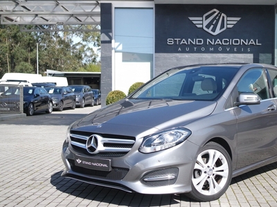 Mercedes Classe B B 180 CDi Urban Aut. por 18 500 € Stand Nacional | Porto