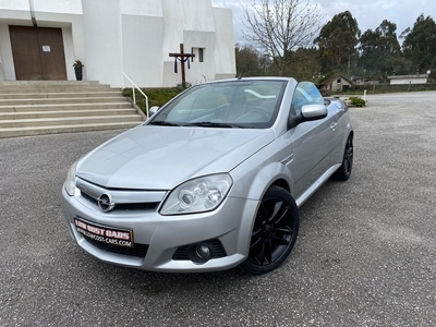 Opel Tigra TwinTop 1.3 CDTi com 243 000 km por 6 990 € Low Cost Cars | Porto
