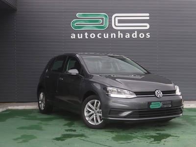 Volkswagen Golf 1.6 TDi Confortline com 133 588 km por 15 950 € Auto Cunhados | Porto