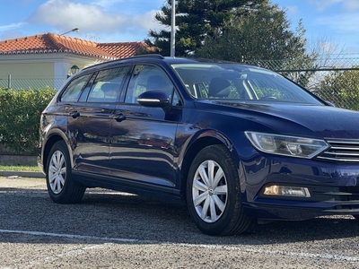 Volkswagen Passat 1.6 TDi BlueMotion com 185 287 km por 14 600 € Mais Carros | Lisboa