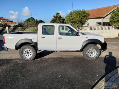 Nissan NP300 2.5 130HP 4X4 CABINE DUPLA