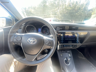 Toyota Auris Confort