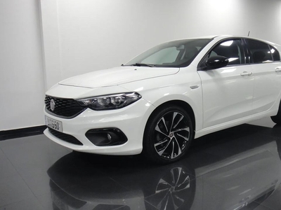 Fiat Tipo 1.6 M-Jet S-Design