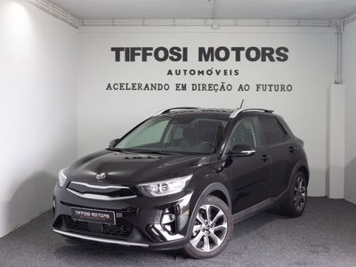 KIA Stonic 1.0 T-GDi Drive por 17 750 € Tiffosi Motors | Porto